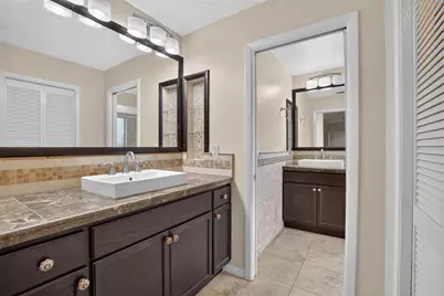 1201 Sandalwood Drive, Plant City, FL 33563 - Photo 17