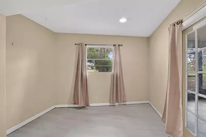 1201 Sandalwood Drive, Plant City, FL 33563 - Photo 13
