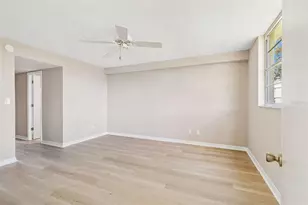 4705 1st St NE, Saint Petersburg, FL 33703 - Photo 11