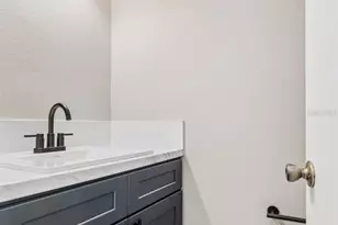 4705 1st St NE, Saint Petersburg, FL 33703 - Photo 27