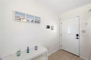 8685 Magnolia Dr, Seminole, FL 33777 - Photo 3
