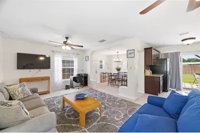 8685 Magnolia Drive, Seminole, FL 33777 - Photo 9