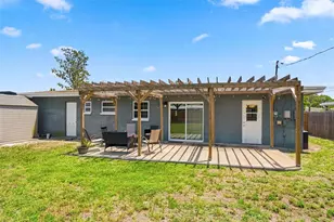 8685 Magnolia Dr, Seminole, FL 33777 - Photo 31