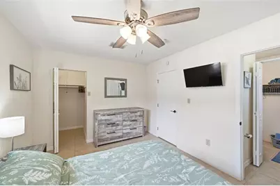 8685 Magnolia Drive, Seminole, FL 33777 - Photo 19