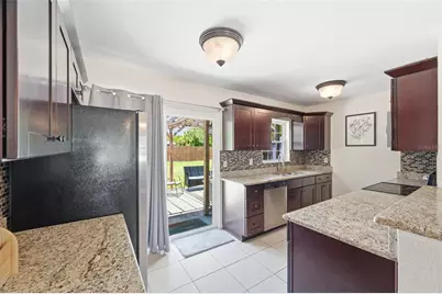 8685 Magnolia Drive, Seminole, FL 33777 - Photo 15