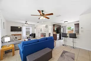 8685 Magnolia Dr, Seminole, FL 33777 - Photo 5