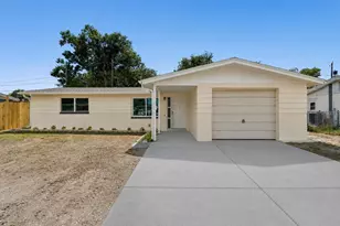 1039 Clairborne St, Holiday, FL 34690 - Photo 3