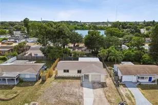 1039 Clairborne St, Holiday, FL 34690 - Photo 55