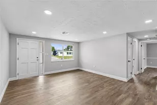 1039 Clairborne St, Holiday, FL 34690 - Photo 13
