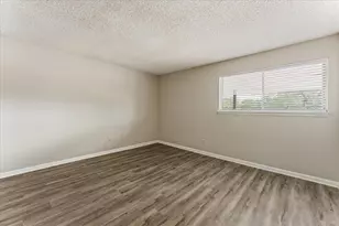 6332 Newtown Cir, Tampa, FL 33615 - Photo 17