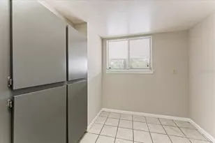 6332 Newtown Cir, Tampa, FL 33615 - Photo 7