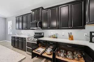 11604 Sunburst Marble Rd, Riverview, FL 33579 - Photo 13