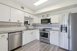 2434 Australia Way E, Clearwater, FL 33763 - Photo 9