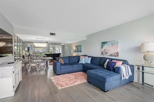 7871 Sailboat Key Blvd S, South Pasadena, FL 33707 - Photo 15