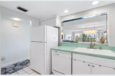 7871 Sailboat Key Boulevard S #106, South Pasadena, FL 33707 - Photo 5
