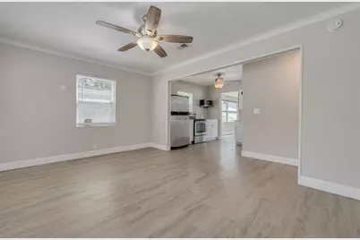 4012 21st Street N, Saint Petersburg, FL 33714 - Photo 7