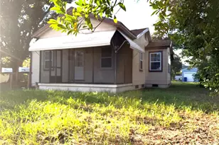 5521 5th Ave N, Saint Petersburg, FL 33710 - Photo 3