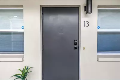 555 3rd Street N #13, Saint Petersburg, FL 33701 - Photo 5