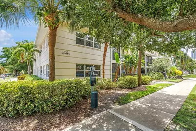 555 3rd Street N #13, Saint Petersburg, FL 33701 - Photo 23