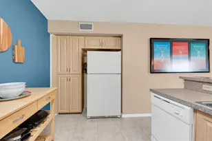 6000 Bahia Del Mar Circle, Saint Petersburg, FL 33715 - Photo 15