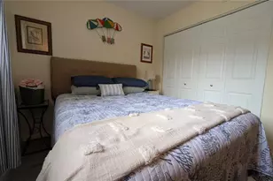 5717 Baywater Dr, Tampa, FL 33615 - Photo 19