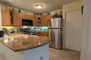 5717 Baywater Dr, Tampa, FL 33615 - Photo 5
