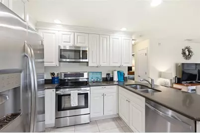 5191 Salmon Drive SE #B, Saint Petersburg, FL 33705 - Photo 13