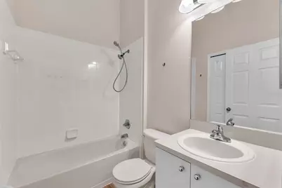 11920 Whisper Creek Drive, Riverview, FL 33569 - Photo 7