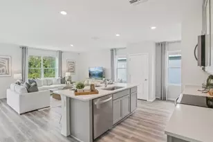 32257 Evening Grv Ct, Wesley Chapel, FL 33543 - Photo 11