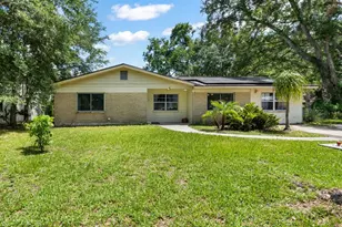 201 Mason St, Brandon, FL 33511 - Photo 1