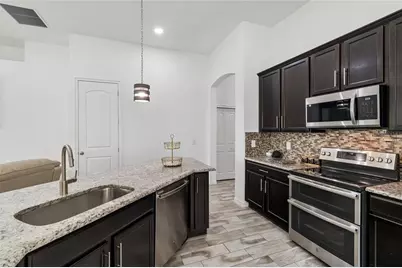 943 Old Windsor Way, Spring Hill, FL 34609 - Photo 21