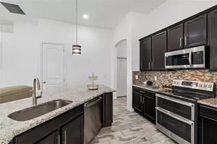 943 Old Windsor Way, Spring Hill, FL 34609 - Photo 21