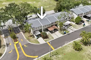 5104 Tennis Ct Cir, Tampa, FL 33617 - Photo 9