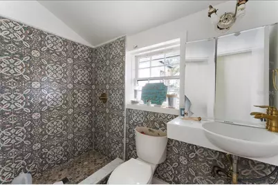 3000 58th Avenue N, Saint Petersburg, FL 33714 - Photo 17