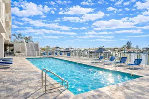 415 Island Way, Clearwater Beach, FL 33767 - Photo 29