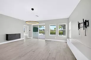5424 Silver Sun Dr, Apollo Beach, FL 33572 - Photo 15