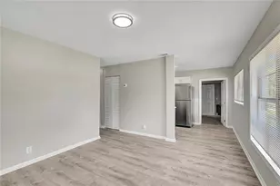 7015 Filbert Ln, Tampa, FL 33637 - Photo 5