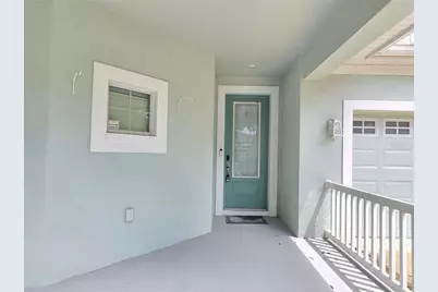 8119 Hampton Lake Drive, Tampa, FL 33647 - Photo 9