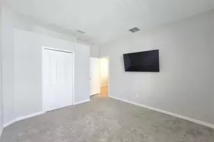 8119 Hampton Lake Dr, Tampa, FL 33647 - Photo 39