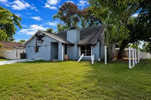 606 Forest Hills Dr, Brandon, FL 33510 - Photo 7