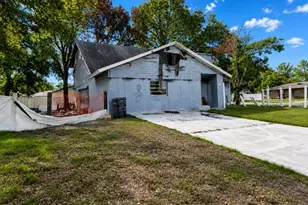 606 Forest Hills Dr, Brandon, FL 33510 - Photo 3