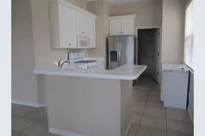 840 King Leon Way, Sun City Center, FL 33573 - Photo 7