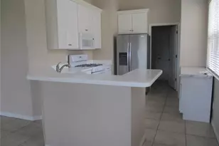 840 King Leon Way, Sun City Center, FL 33573 - Photo 7