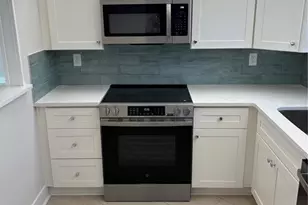 7405 Bay Island Dr S, South Pasadena, FL 33707 - Photo 5