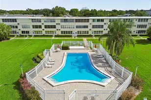 8101 11th St N, Saint Petersburg, FL 33702 - Photo 31