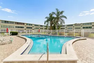 8101 11th St N, Saint Petersburg, FL 33702 - Photo 27