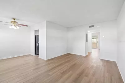 8101 11th Street N #125, Saint Petersburg, FL 33702 - Photo 7