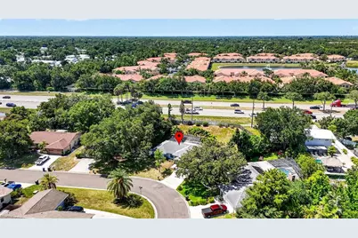 5002 Brandeis Circle S, Sarasota, FL 34243 - Photo 47