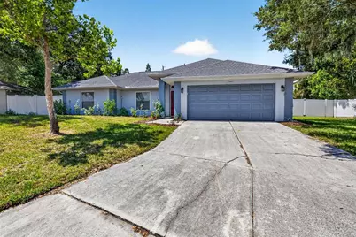 5002 Brandeis Circle S, Sarasota, FL 34243 - Photo 3
