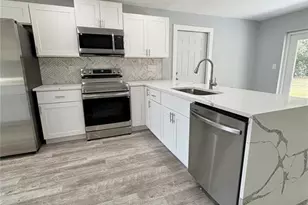 142 Rosedale Ave, Spring Hill, FL 34606 - Photo 9